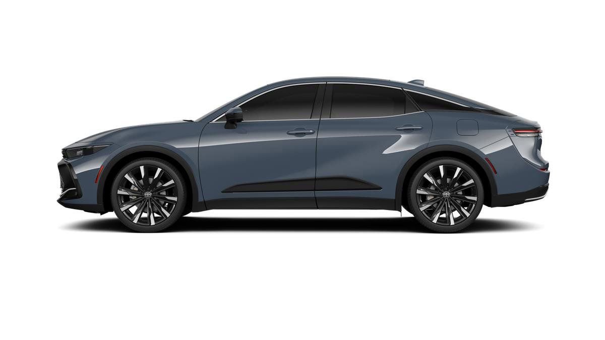 New 2026 Toyota Crown Platinum image 4