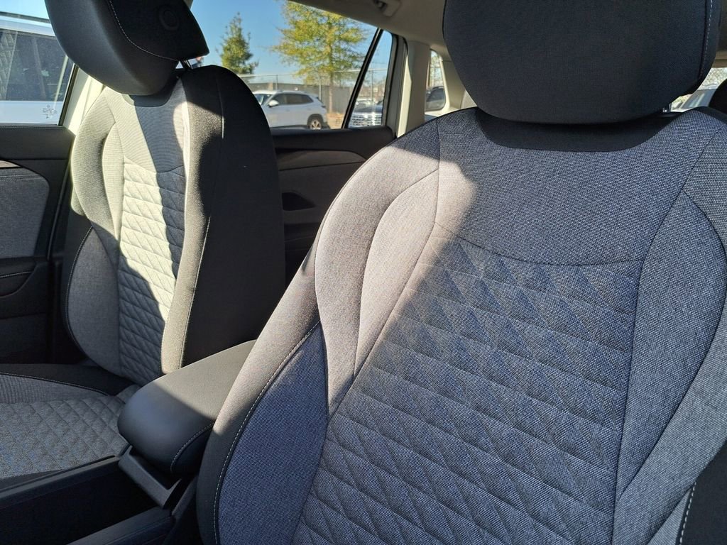 New 2026 Volkswagen Tiguan S image 21