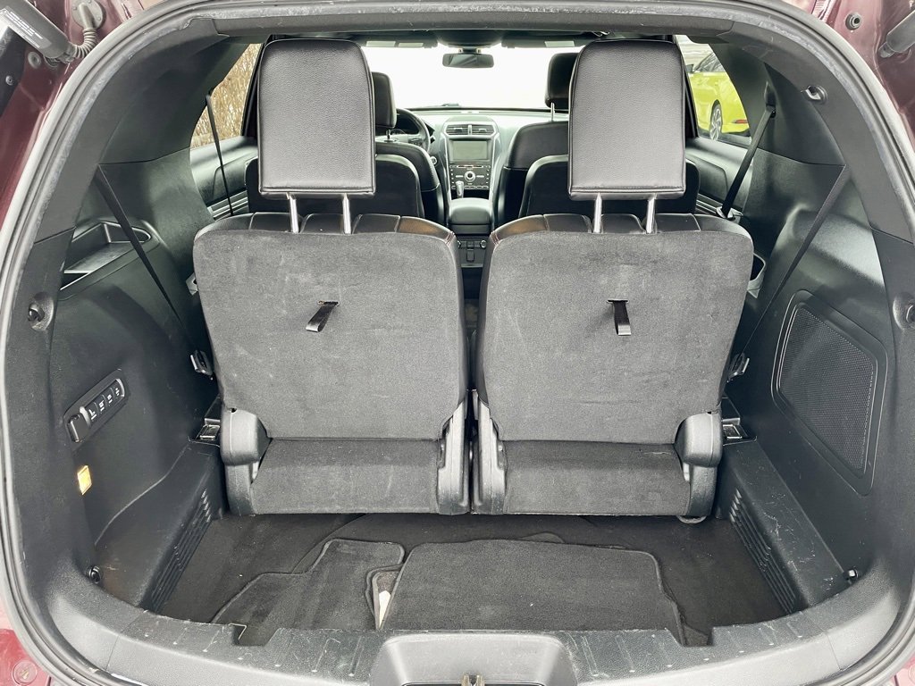 Used 2018 Ford Explorer Sport w/ Ford Safe & Smart Package image 8