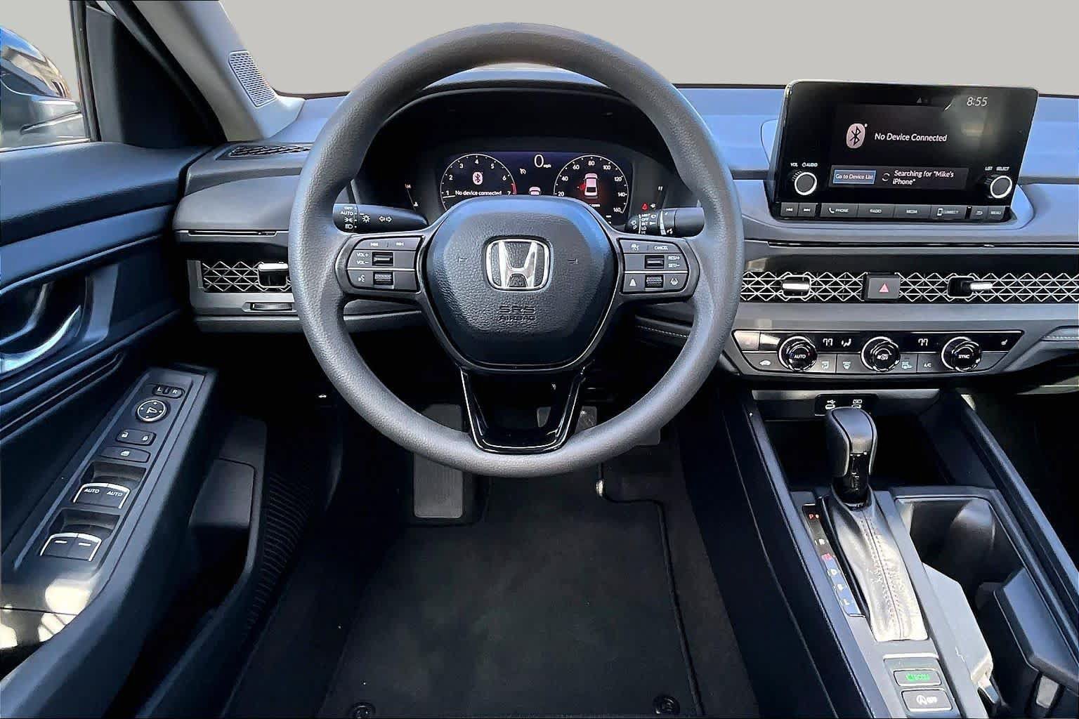 Used 2025 Honda Accord SE image 6
