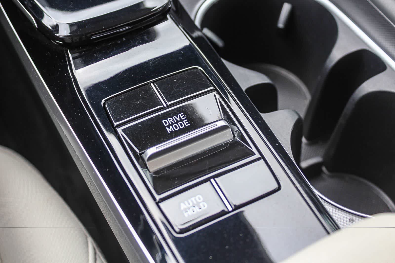 Certified 2023 Hyundai Sonata SE FWD image 33