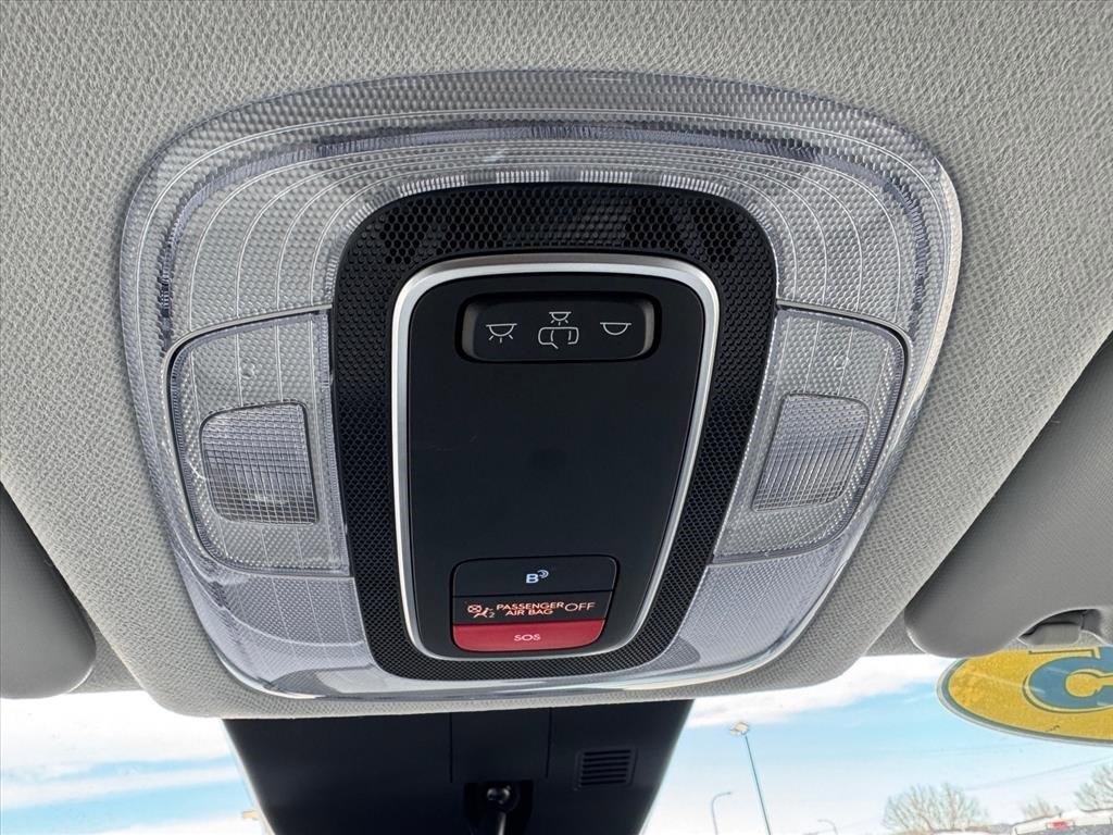 Used 2025 Hyundai Kona SEL image 19