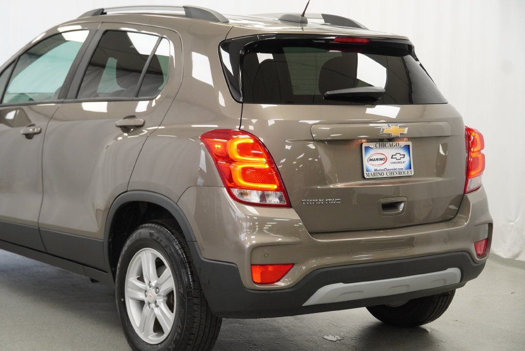 Used 2021 Chevrolet Trax LT w/ Driver Confidence Package AWD/4WD image 17