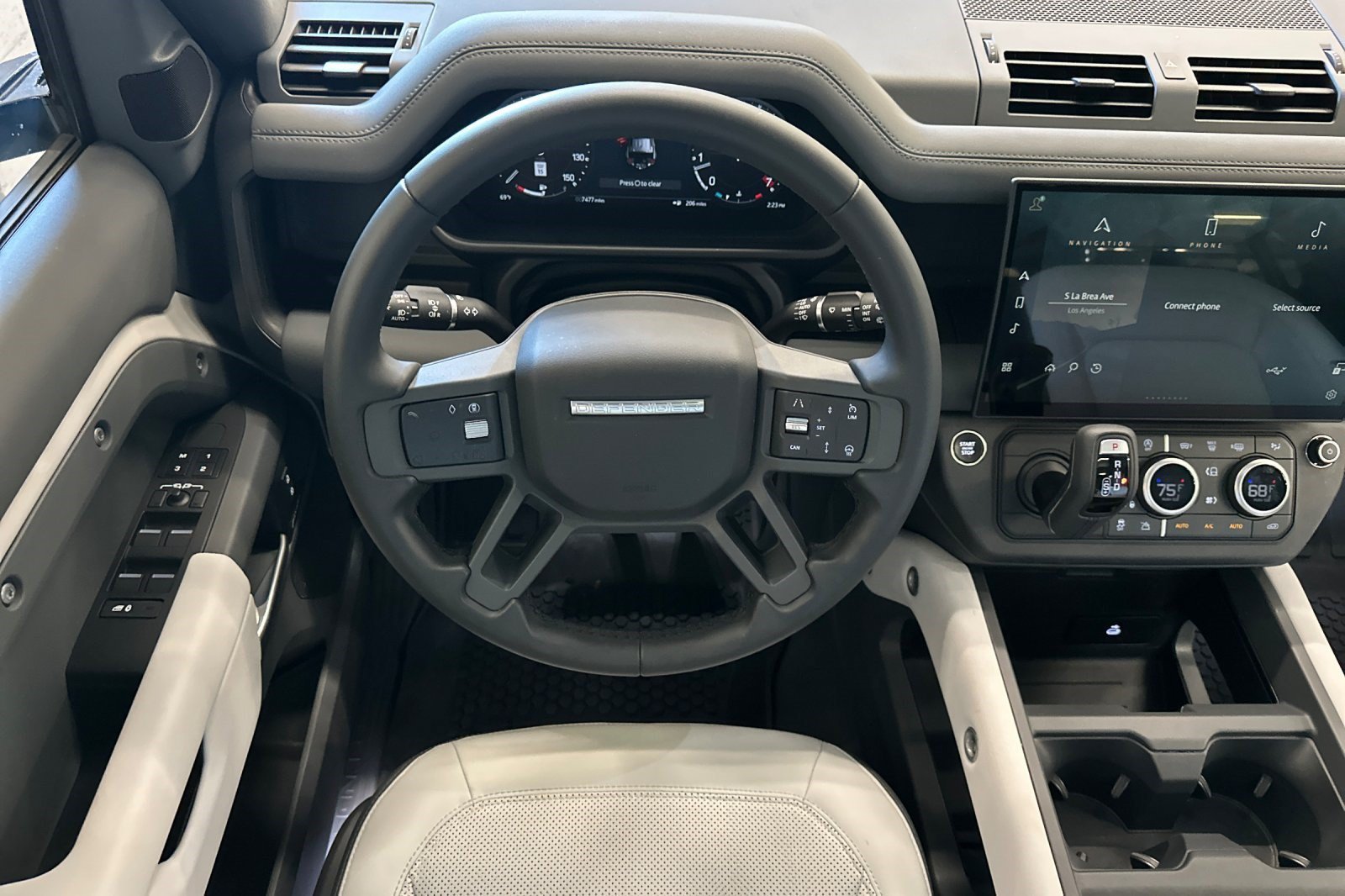 Certified 2026 Land Rover Defender 110 S AWD/4WD image 32