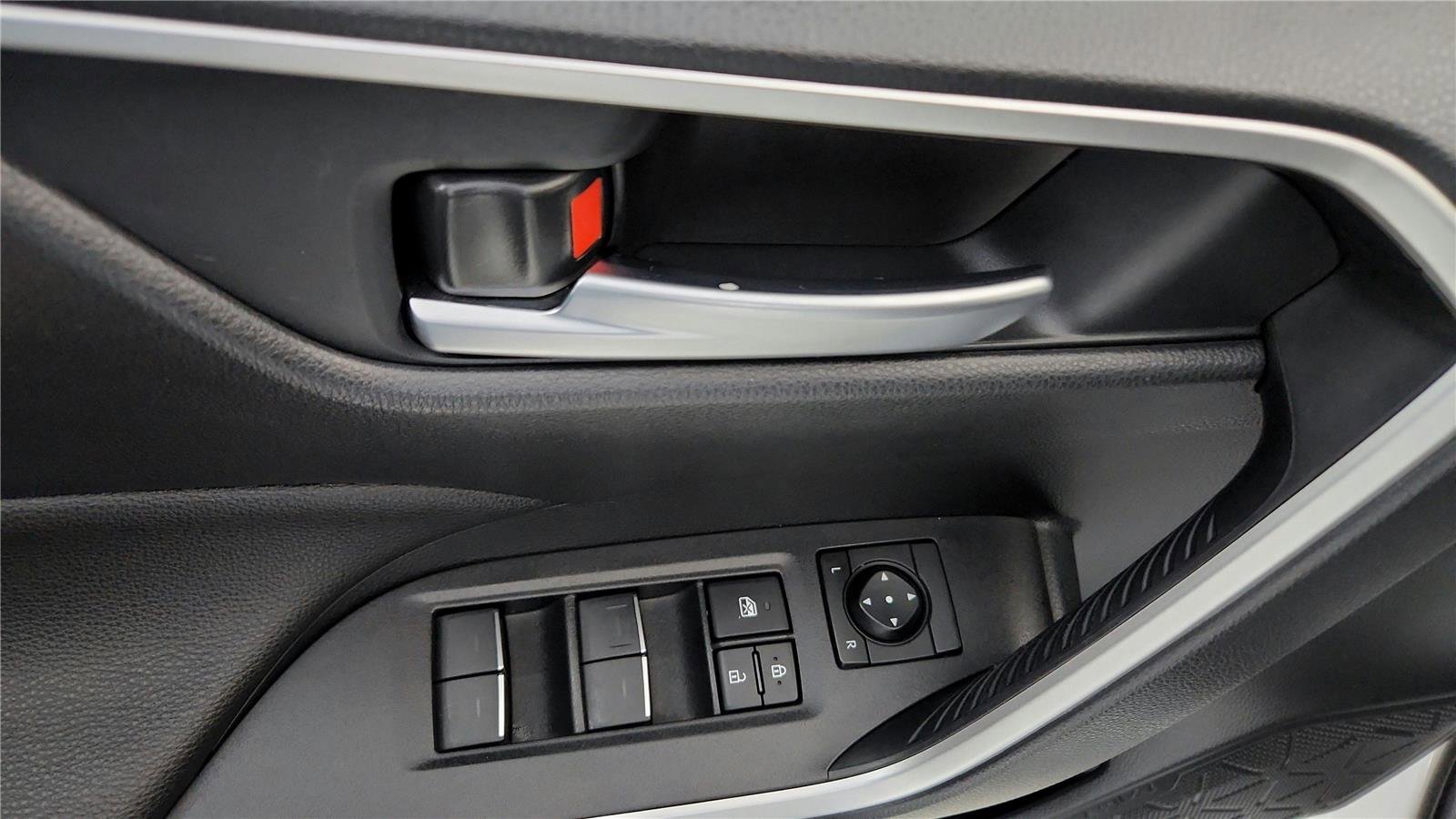 Certified 2024 Toyota RAV4 SE image 23