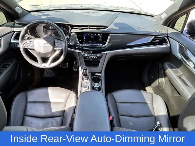Used 2024 Cadillac XT6 Sport image 11