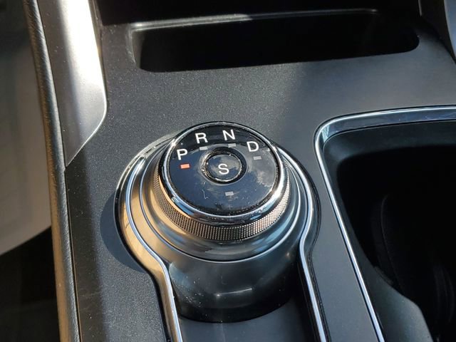 Used 2017 Ford Fusion SE w/ Fusion SE Technology Package image 31