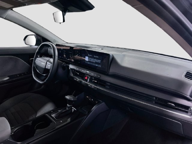 Certified 2025 Kia K4 EX FWD image 26