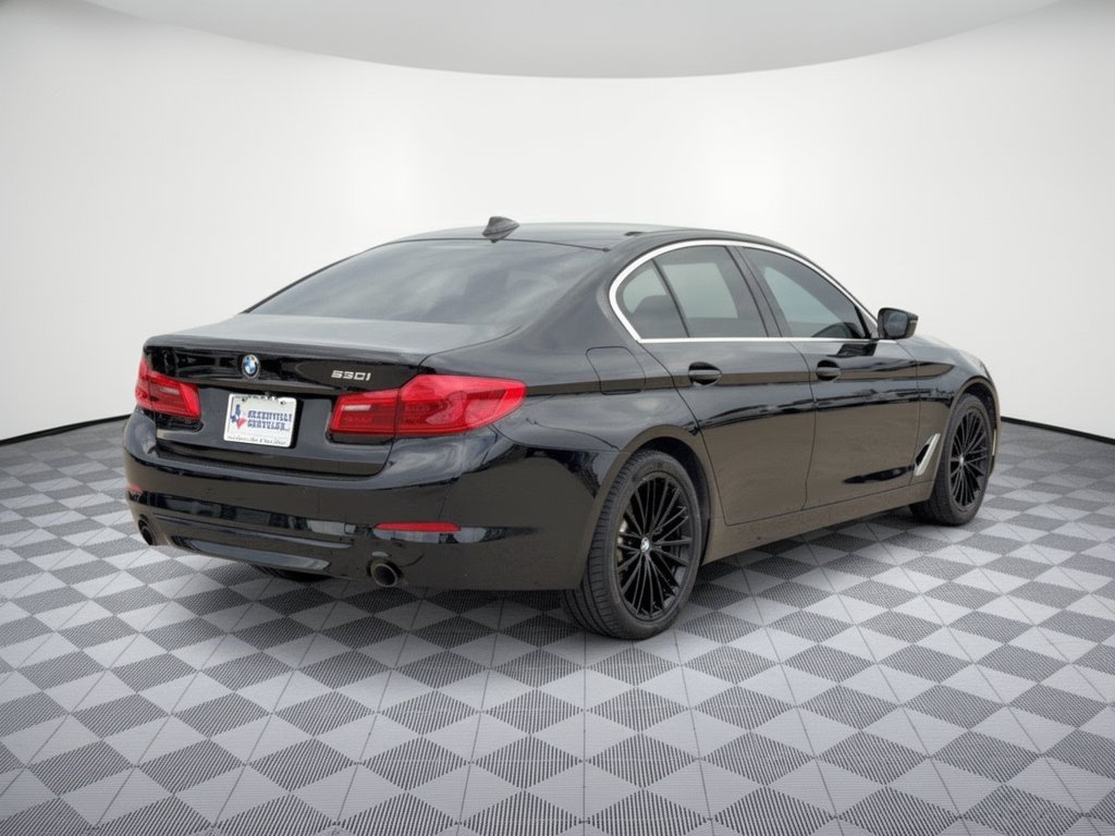 Used 2020 BMW 530i w/ Convenience Package RWD image 9