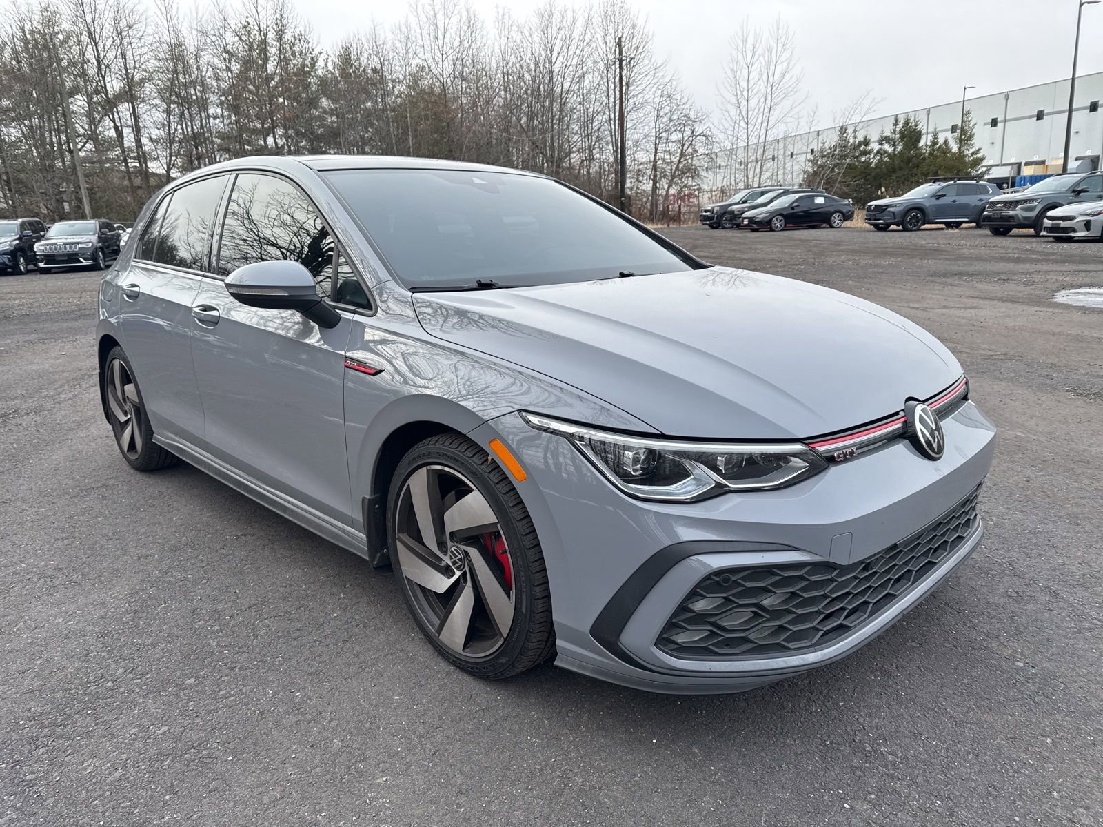 Used 2022 Volkswagen GTI SE image 3