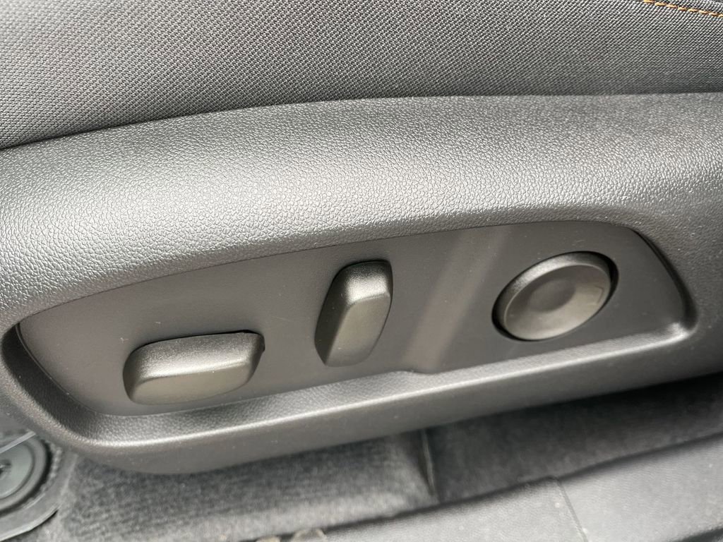 New 2026 Chevrolet Equinox ACTIV w/ Convenience Package III image 12