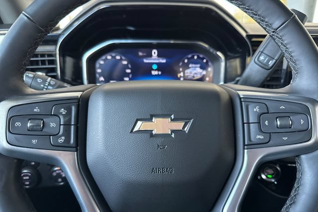 Used 2025 Chevrolet Silverado 1500 LT AWD/4WD image 36