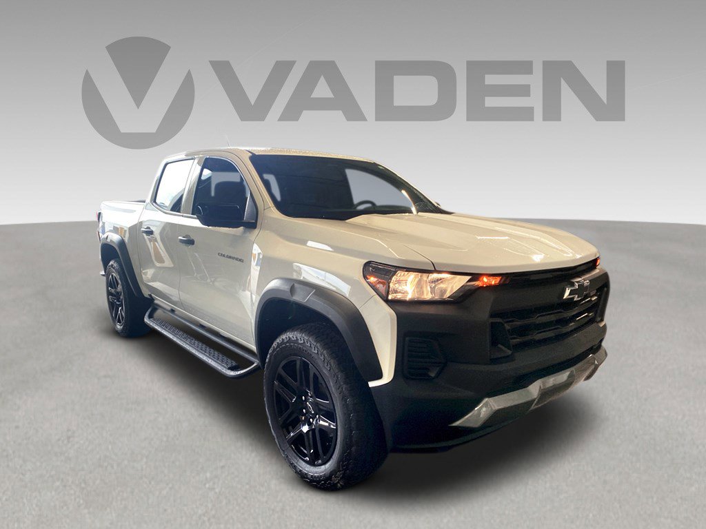 Used 2024 Chevrolet Colorado Trail Boss w/ Technology Package