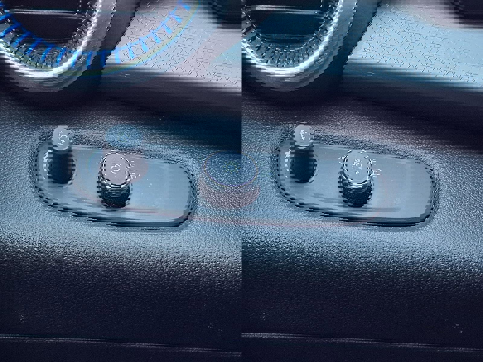 Used 2025 Chevrolet Trax LT image 17