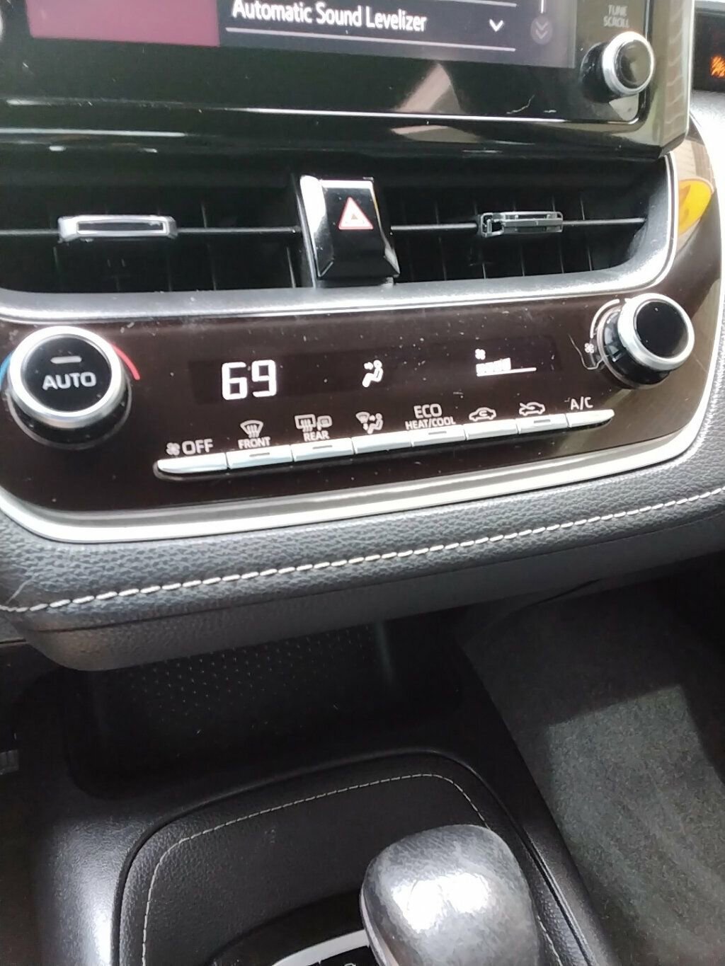 Used 2019 Toyota Corolla SE FWD image 20