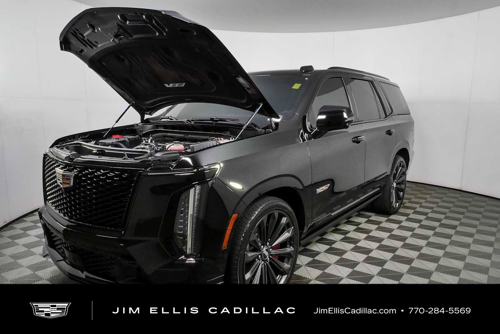 Certified 2025 Cadillac Escalade V AWD/4WD image 37