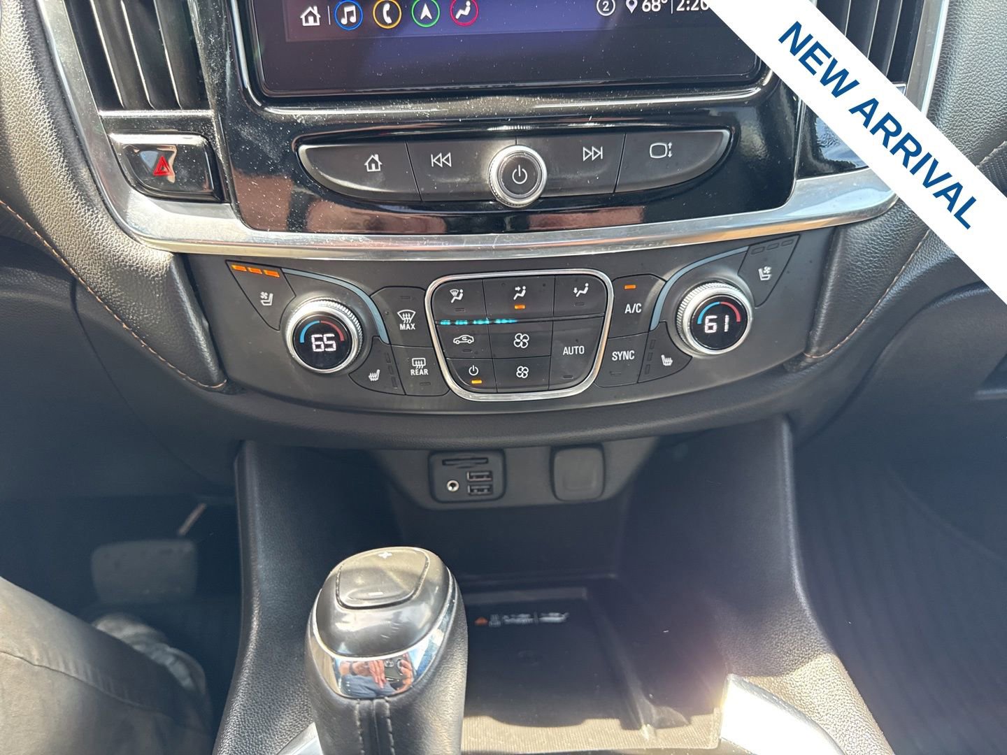 Used 2020 Chevrolet Traverse Premier image 27