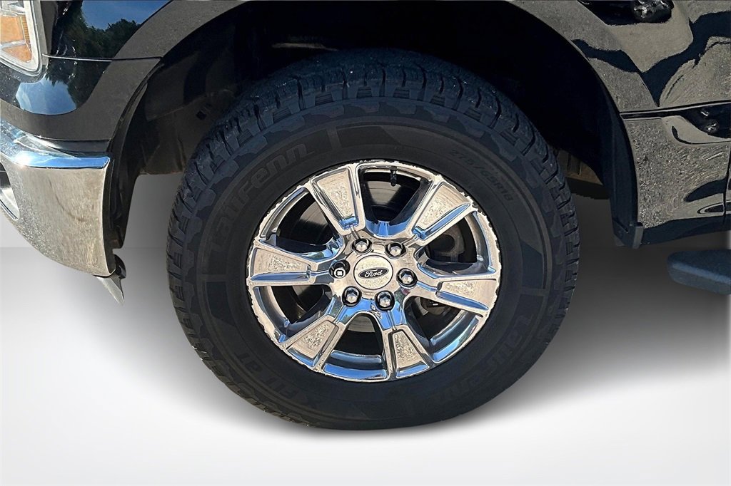 Used 2016 Ford F150 XLT w/ XTR Package image 32