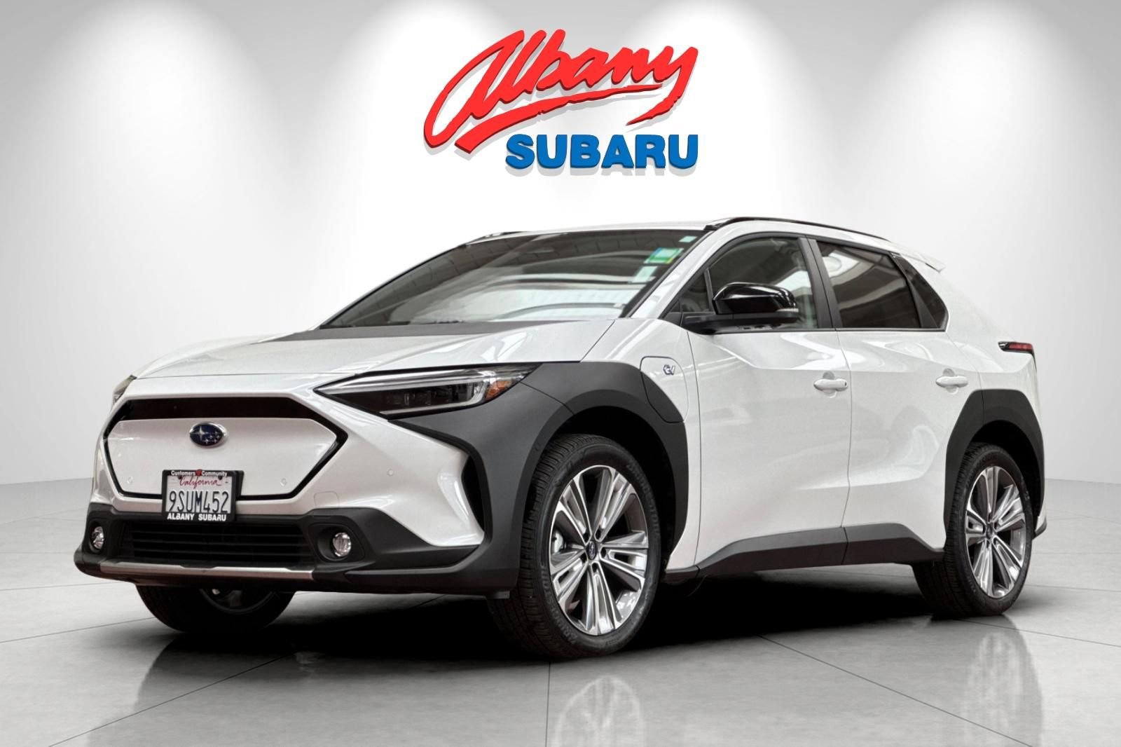 Used 2024 Subaru Solterra Limited image 9