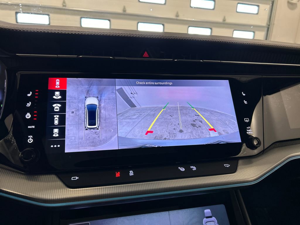 Used 2024 Jeep Wagoneer Launch Edition image 24