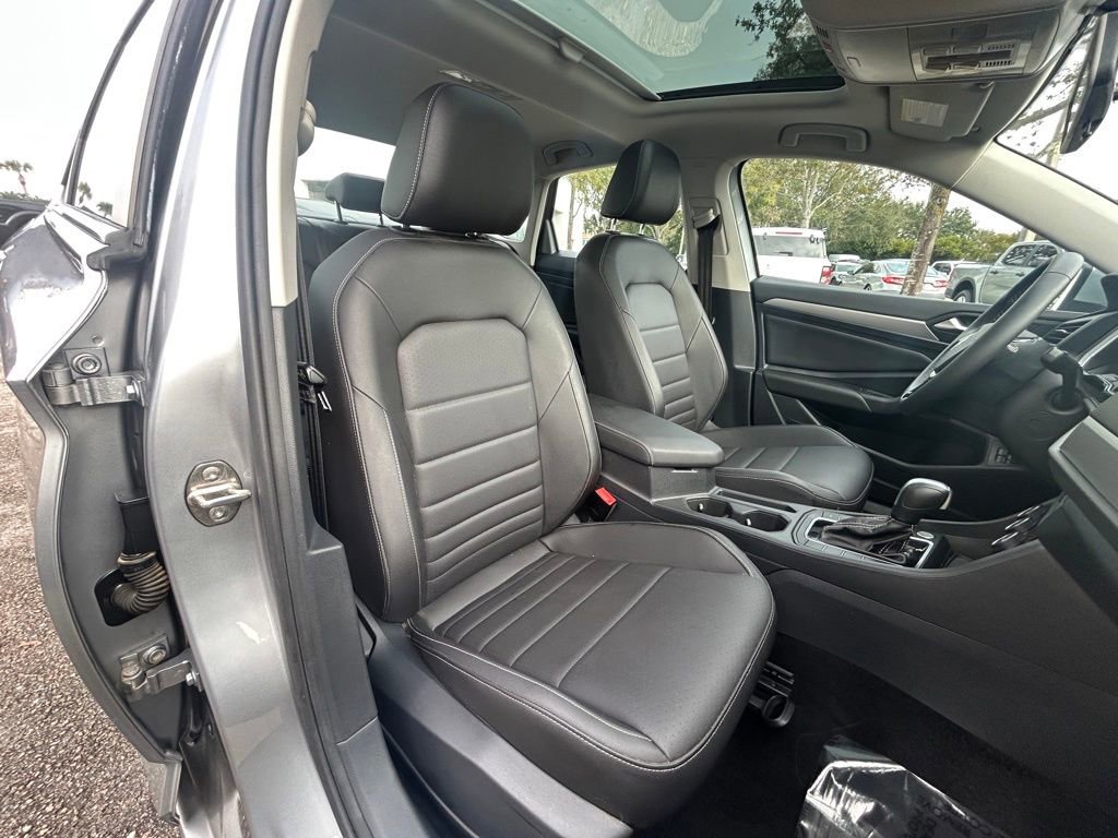 Used 2021 Volkswagen Jetta SE image 26