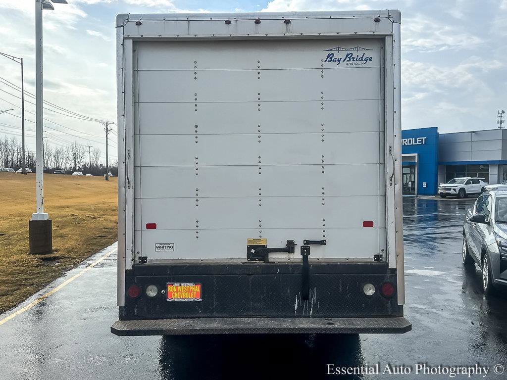 Used 2018 Chevrolet Express 3500 w/ Power Convenience Package image 5