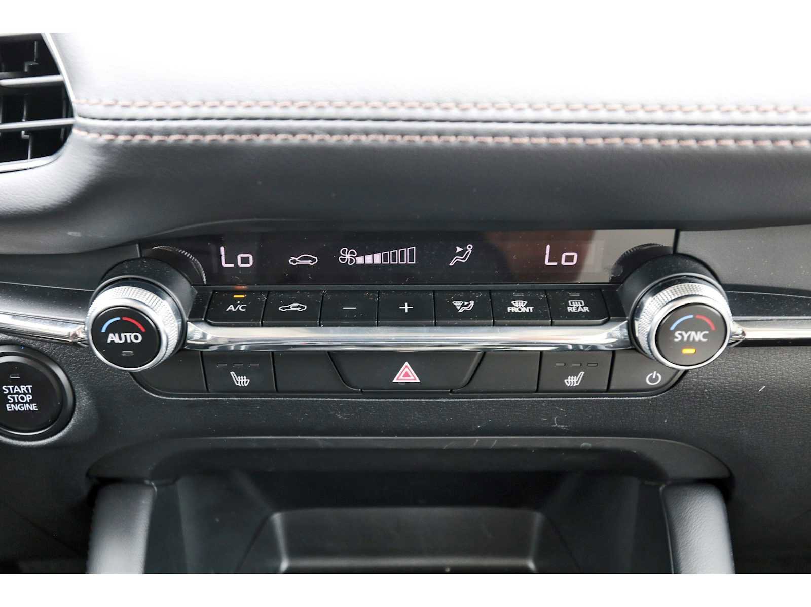 Used 2025 MAZDA MAZDA3 s FWD image 24
