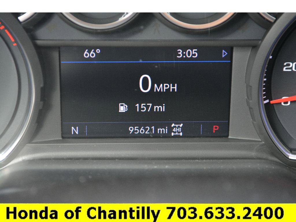 Used 2021 Chevrolet Suburban Z71 image 14