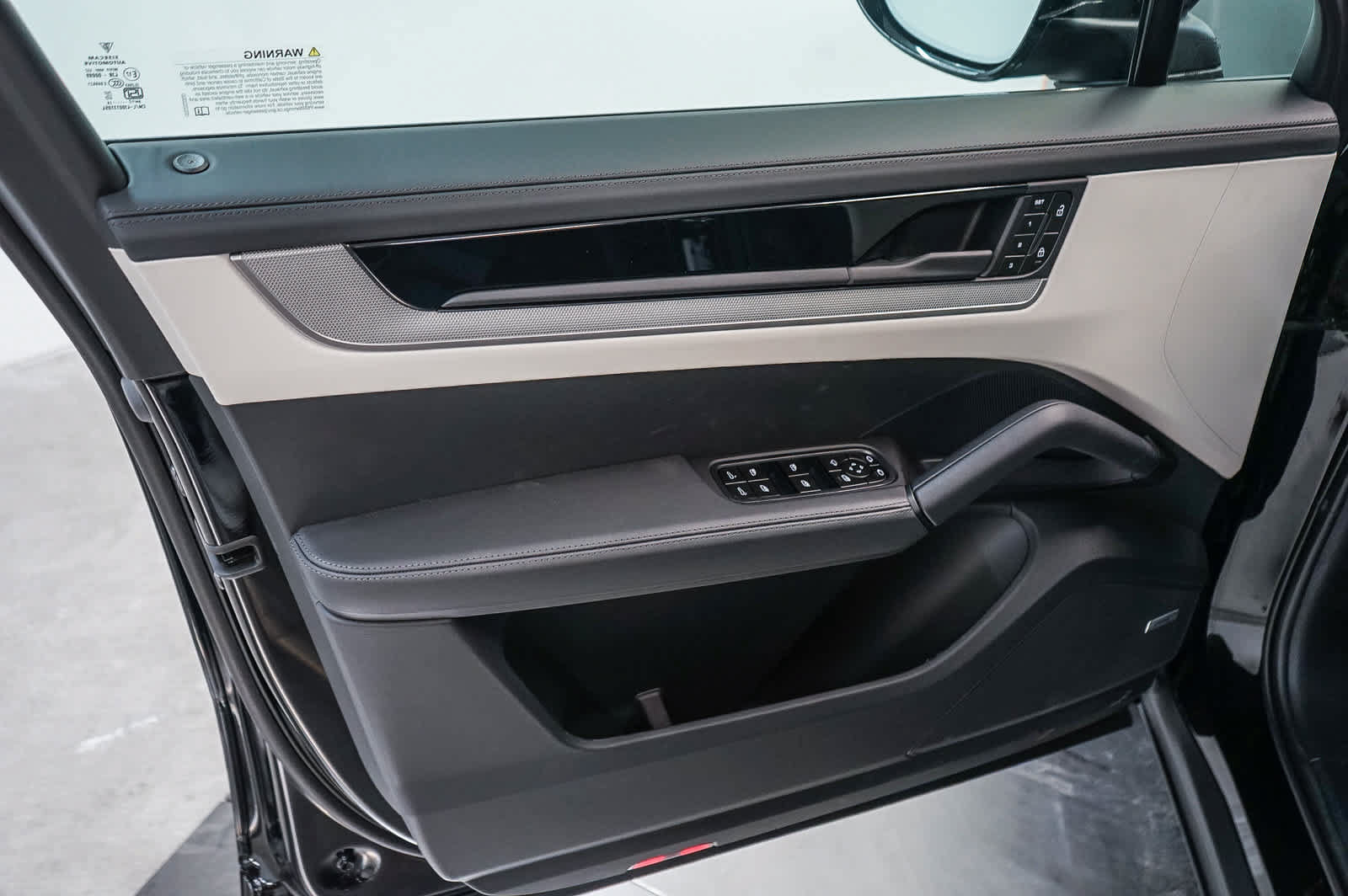 New 2026 Porsche Cayenne S AWD/4WD image 28
