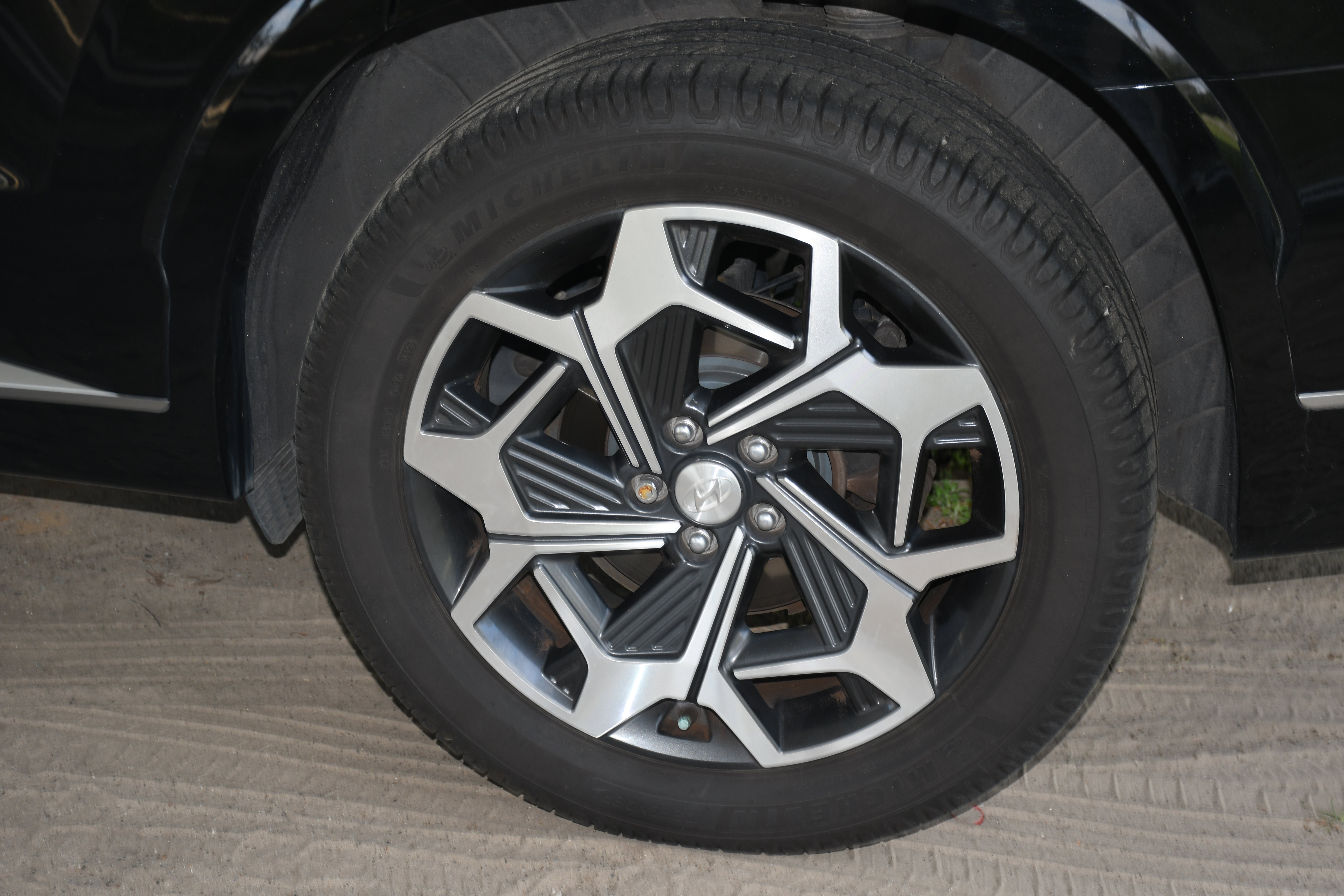 Used 2021 Hyundai Palisade Calligraphy image 22