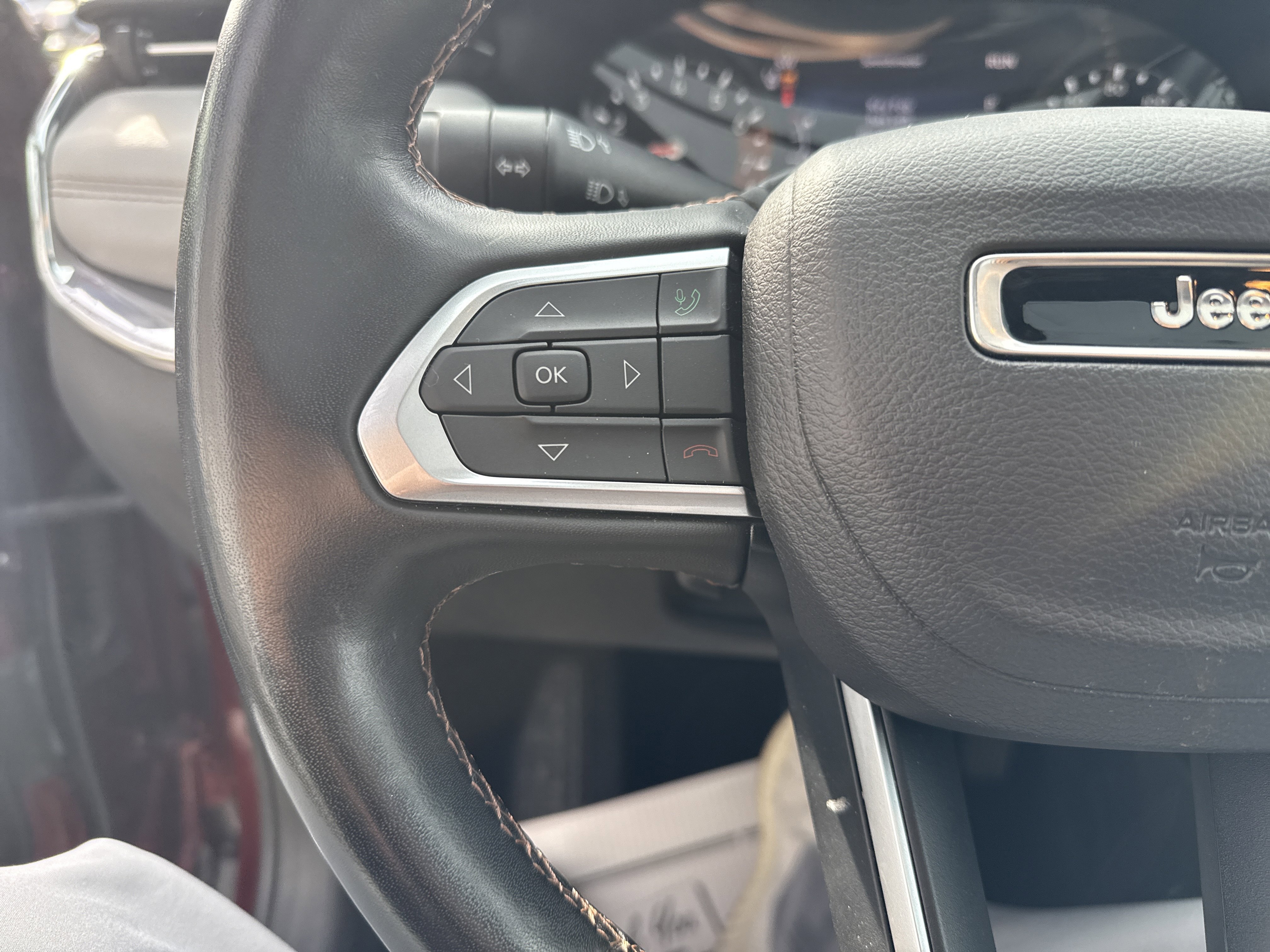 Used 2022 Jeep Compass Limited w/ Sun and Sound Group image 18