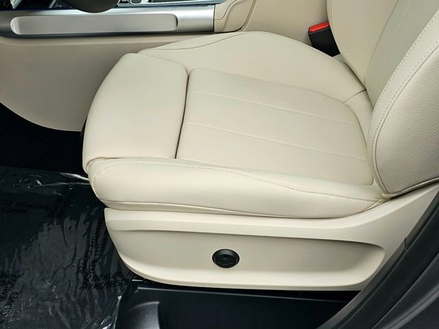 New 2026 Mercedes-Benz GLB 250 4MATIC image 17