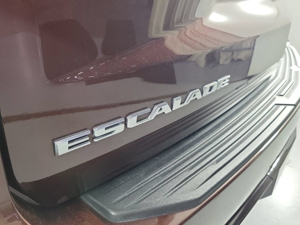 Certified 2023 Cadillac Escalade Premium Luxury w/ LPO, Radiant Package RWD image 5