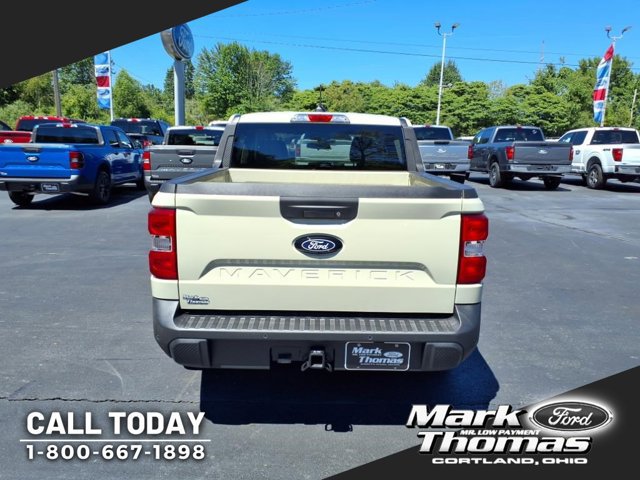 New 2025 Ford Maverick XL image 4