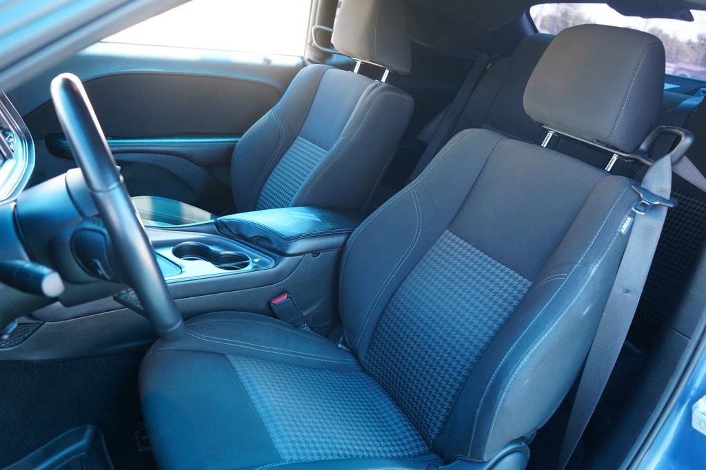 Used 2023 Dodge Challenger SXT w/ Blacktop Package RWD image 15