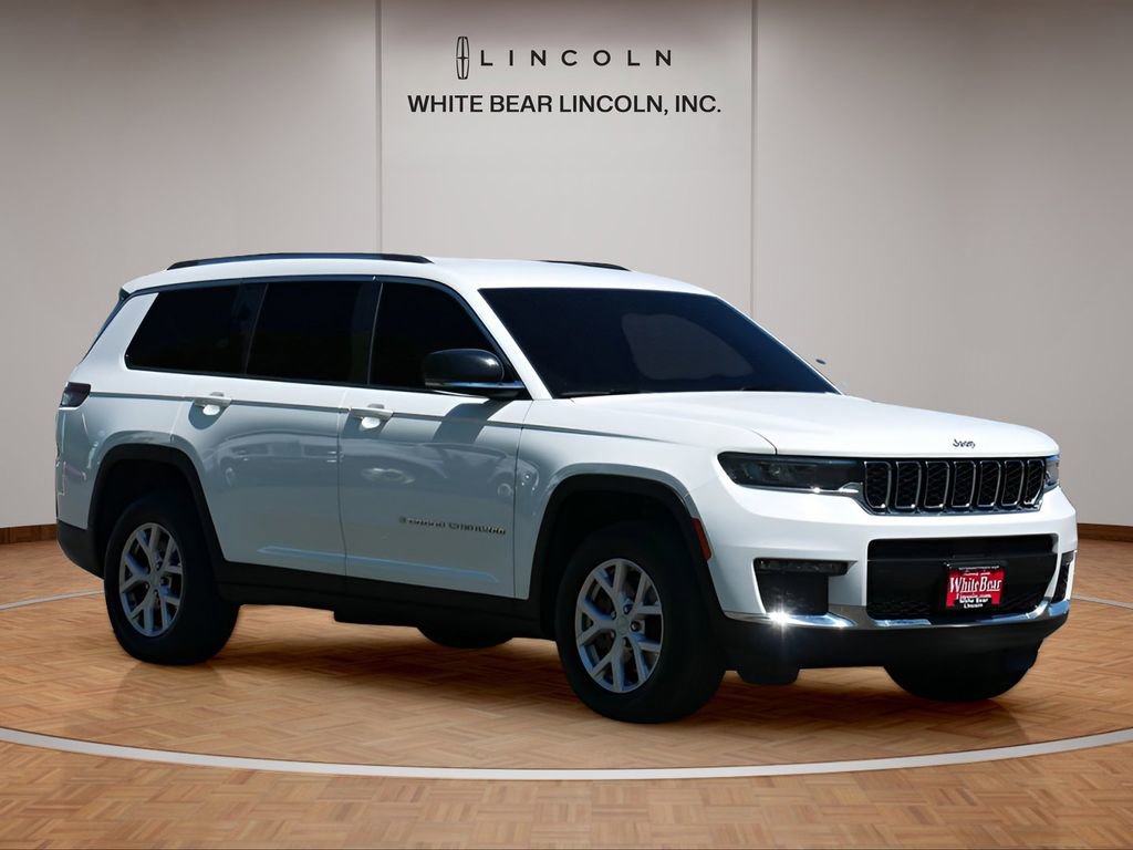 Used 2022 Jeep Grand Cherokee L Limited AWD/4WD image 3