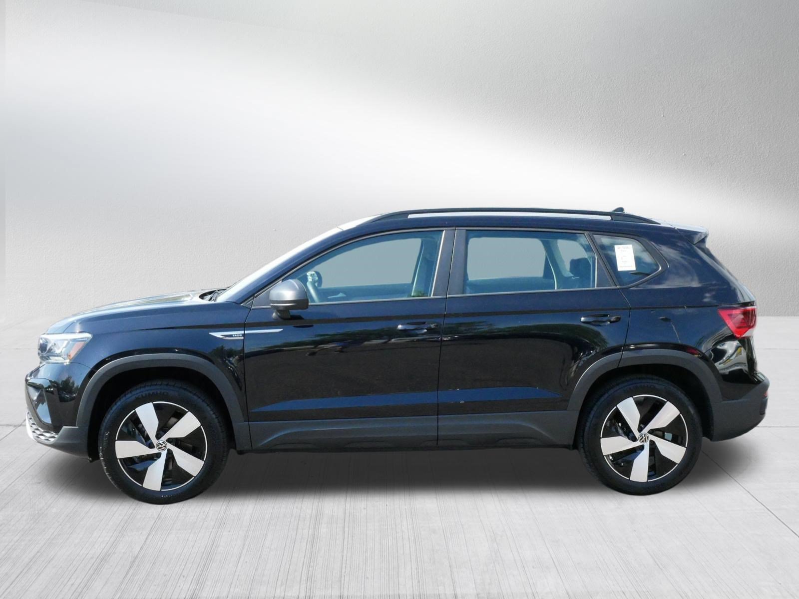 Certified 2024 Volkswagen Taos S AWD/4WD image 4