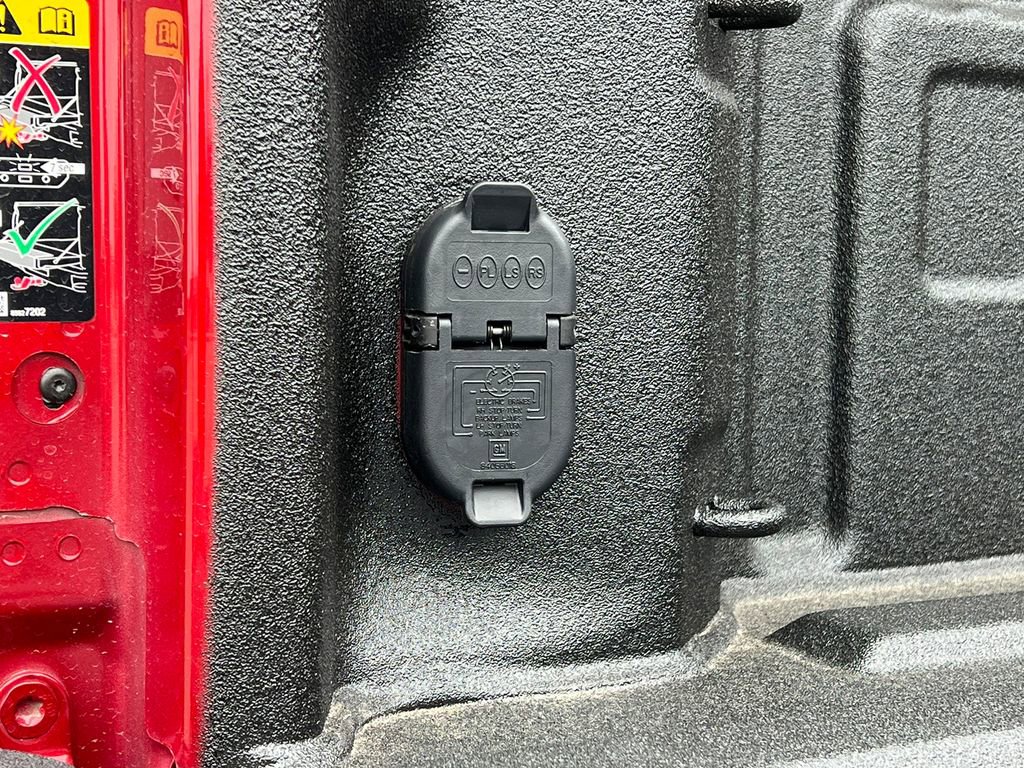 Certified 2026 GMC Sierra 2500 AT4X w/ LPO, Black Badging Package image 16