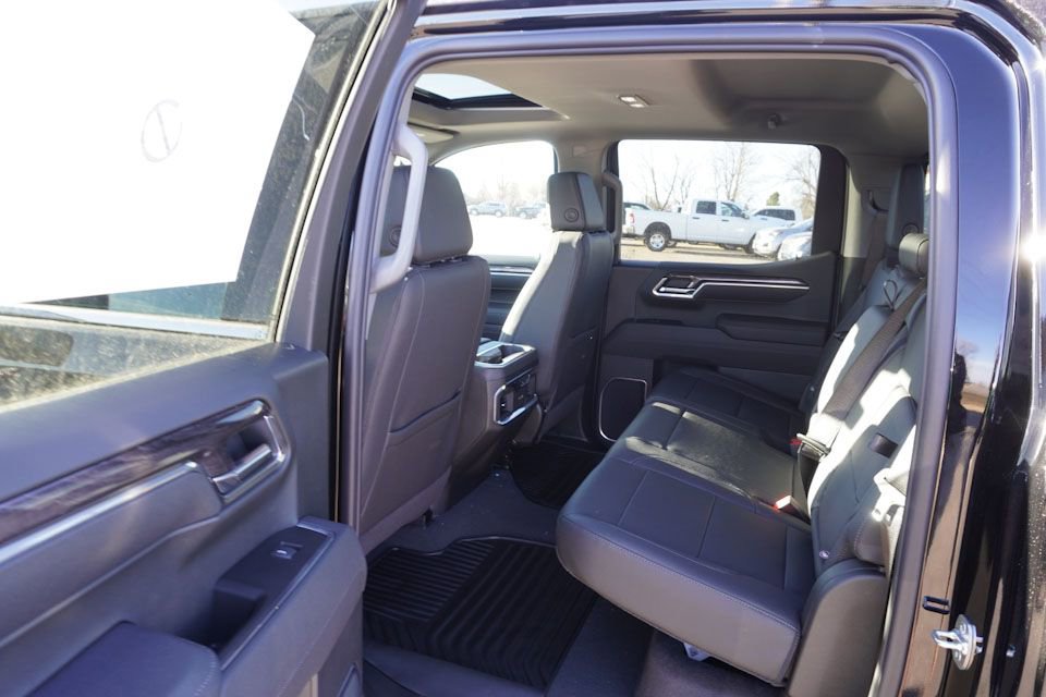 New 2025 Chevrolet Silverado 1500 LTZ w/ LTZ Premium Package image 11