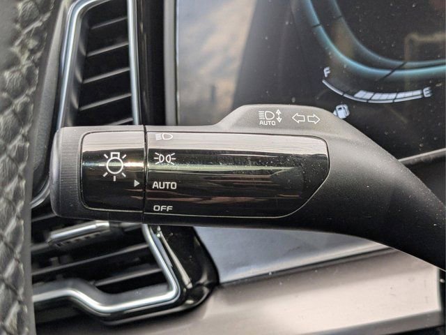Used 2025 Kia Sportage EX w/ EX Premium Package image 19
