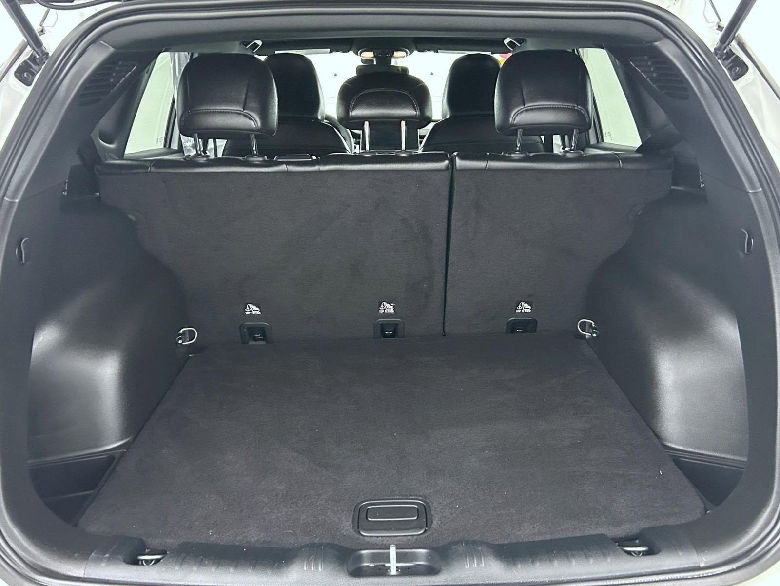 Certified 2024 Jeep Compass Limited image 21