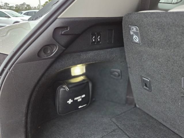 Used 2020 Lexus RX 350L FWD w/ Premium Package image 6