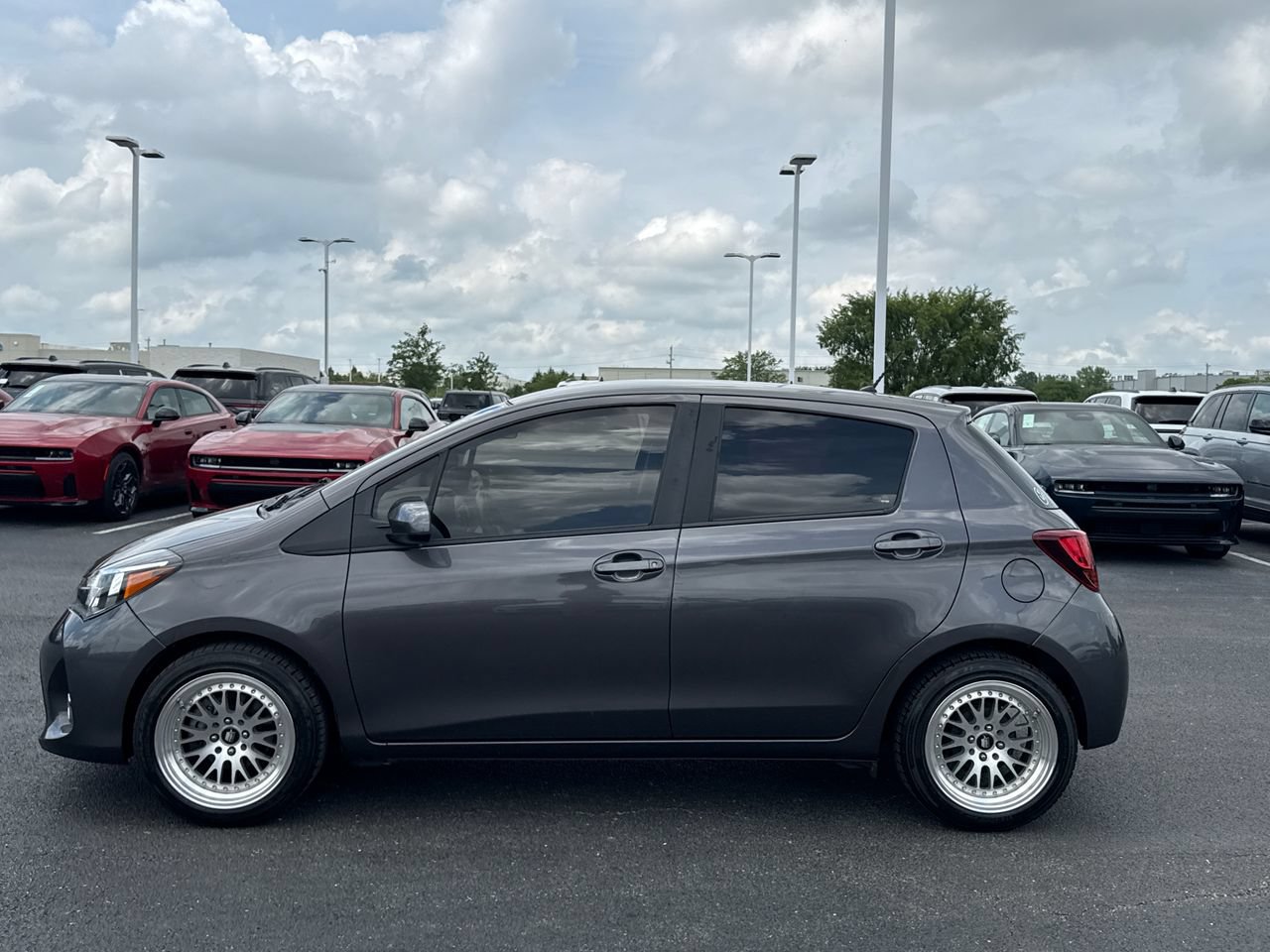 Used 2017 Toyota Yaris L FWD image 6