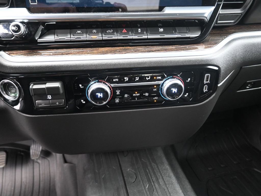 Used 2026 GMC Sierra 1500 Elevation w/ Elevation Select Package image 9