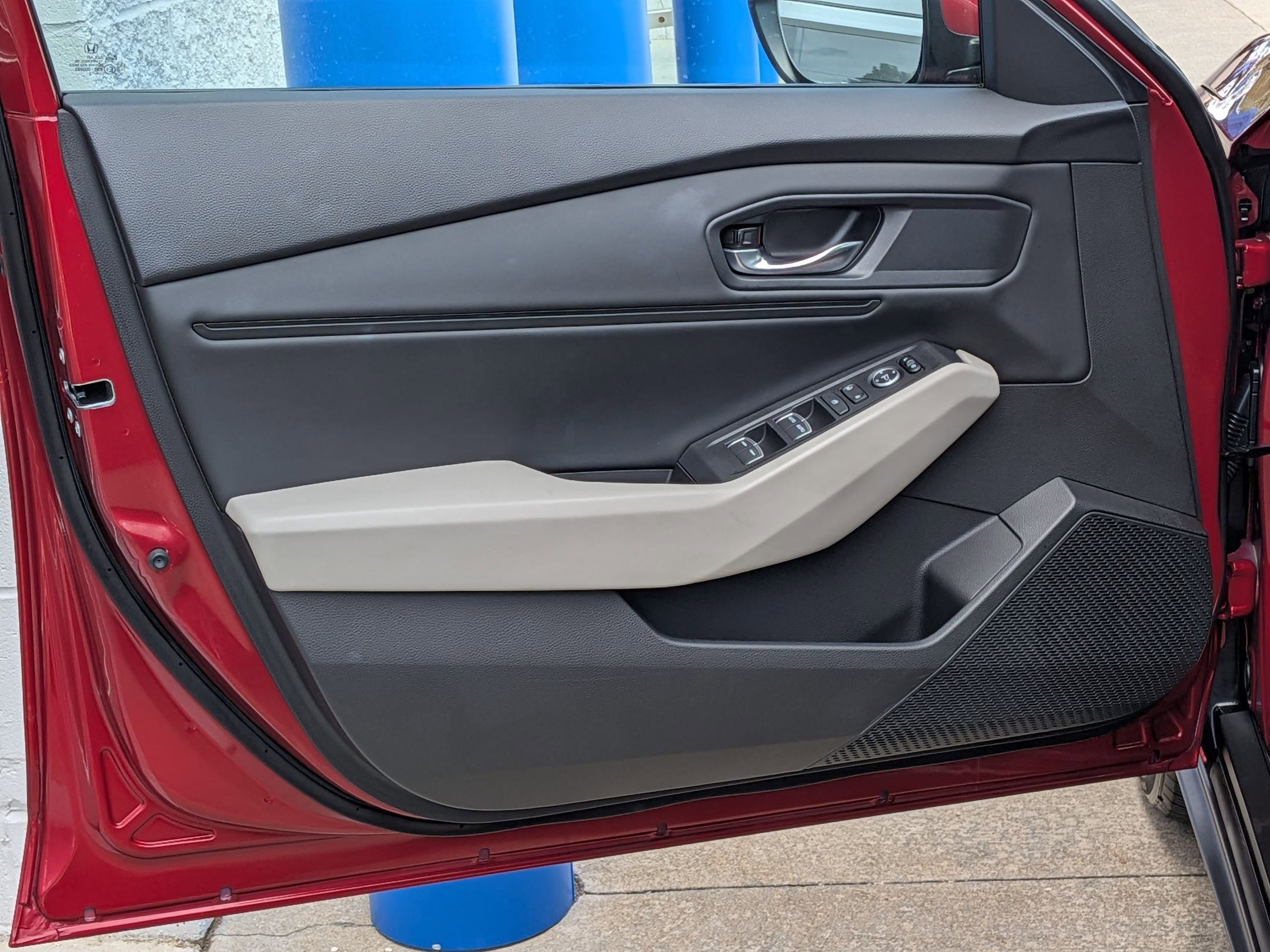 Certified 2023 Honda Accord EX image 12