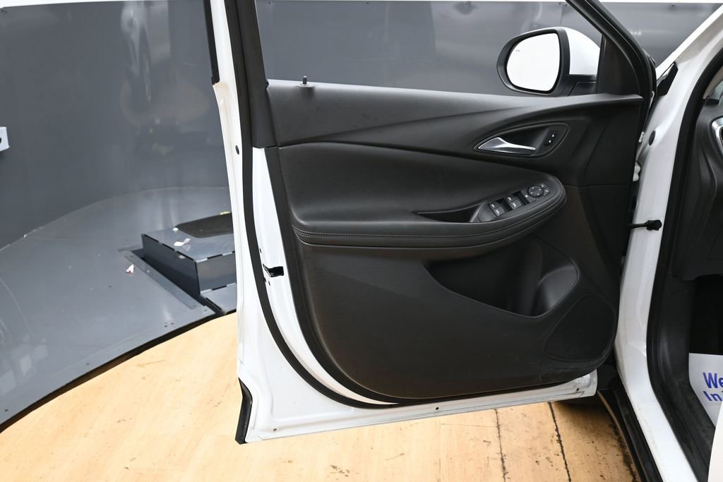 Used 2024 Buick Encore GX Preferred FWD image 37