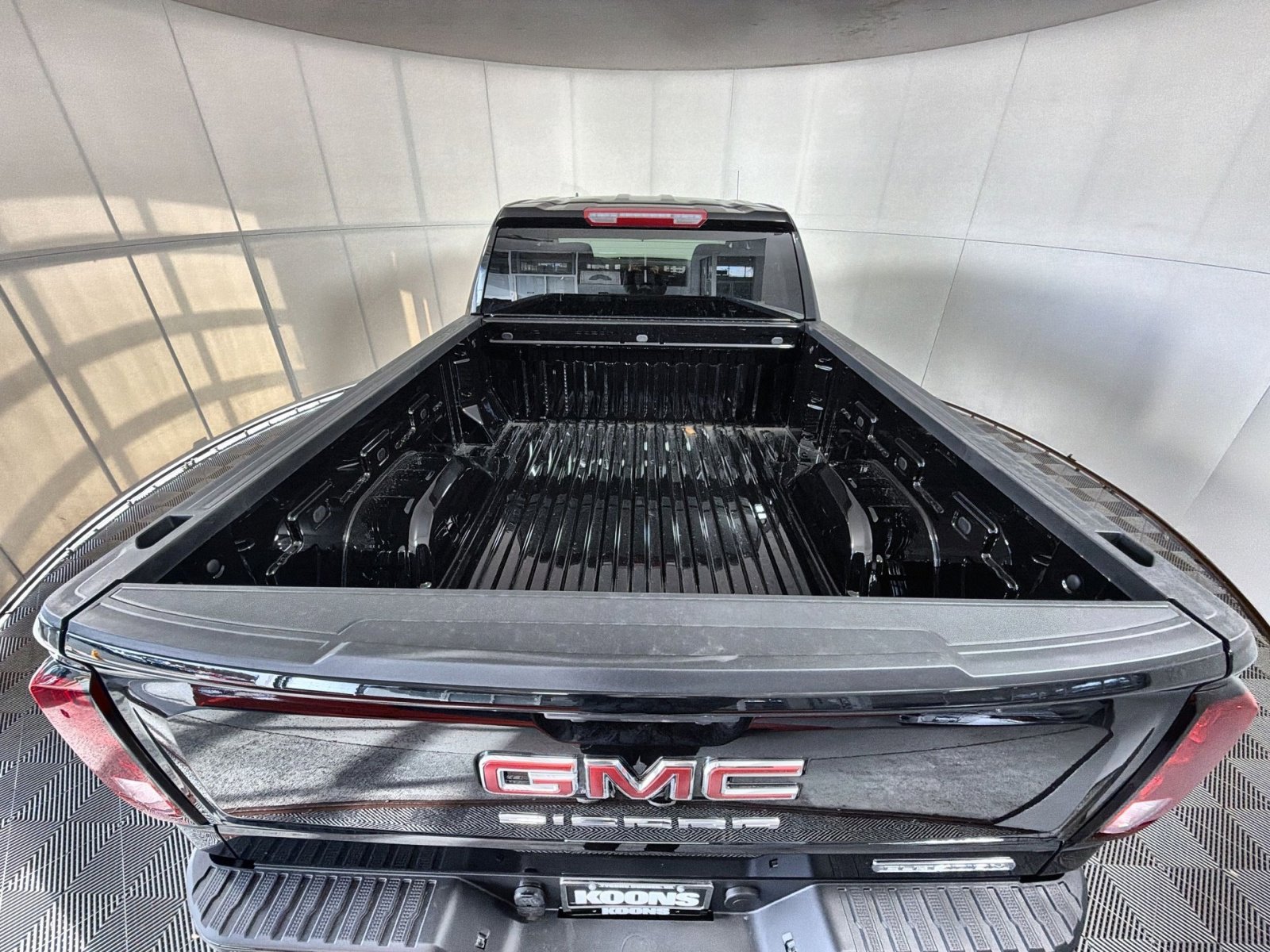 New 2026 GMC Sierra 1500 Elevation image 25