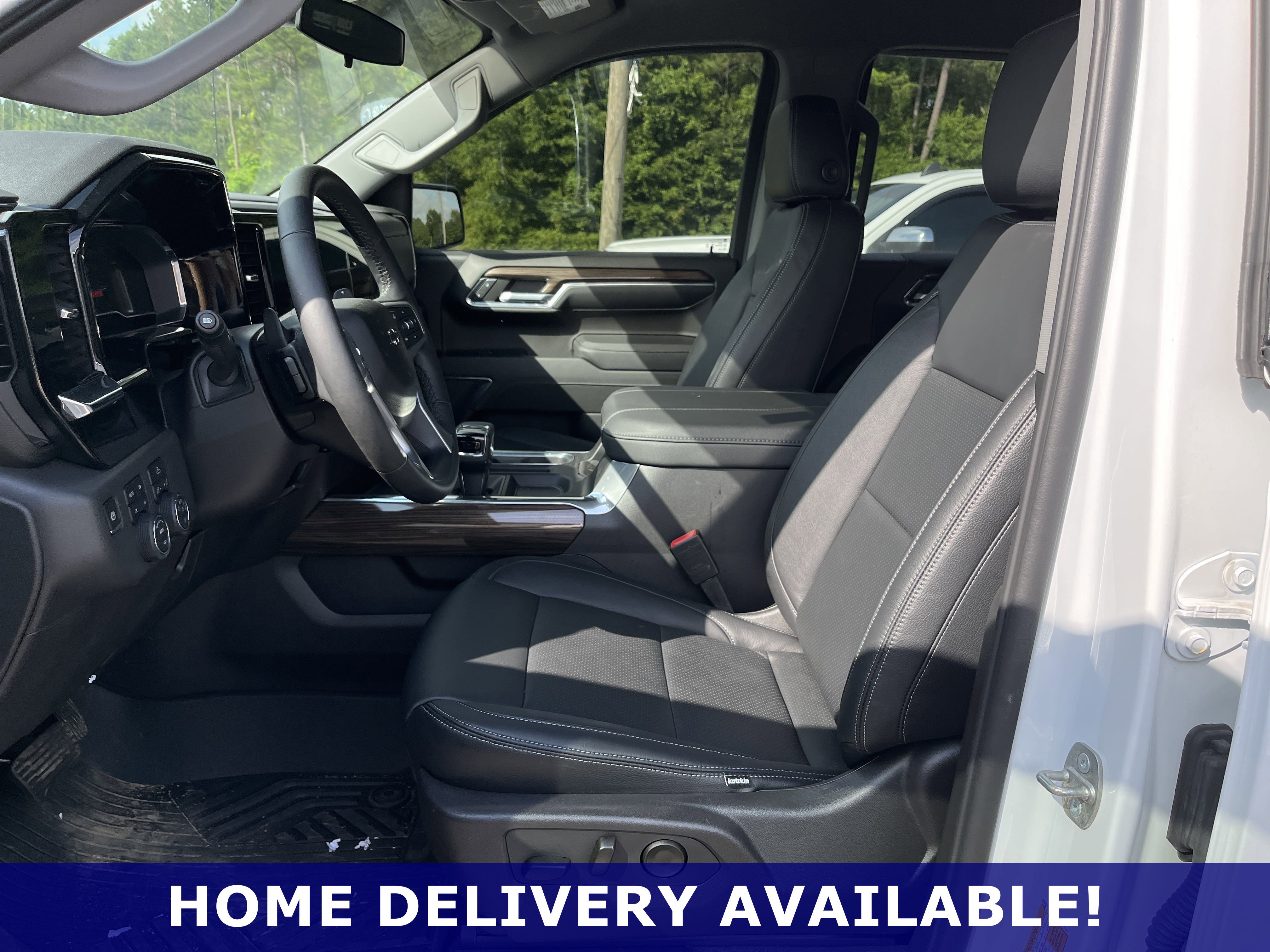 Used 2024 Chevrolet Silverado 1500 LT Trail Boss w/ Convenience Package II image 5