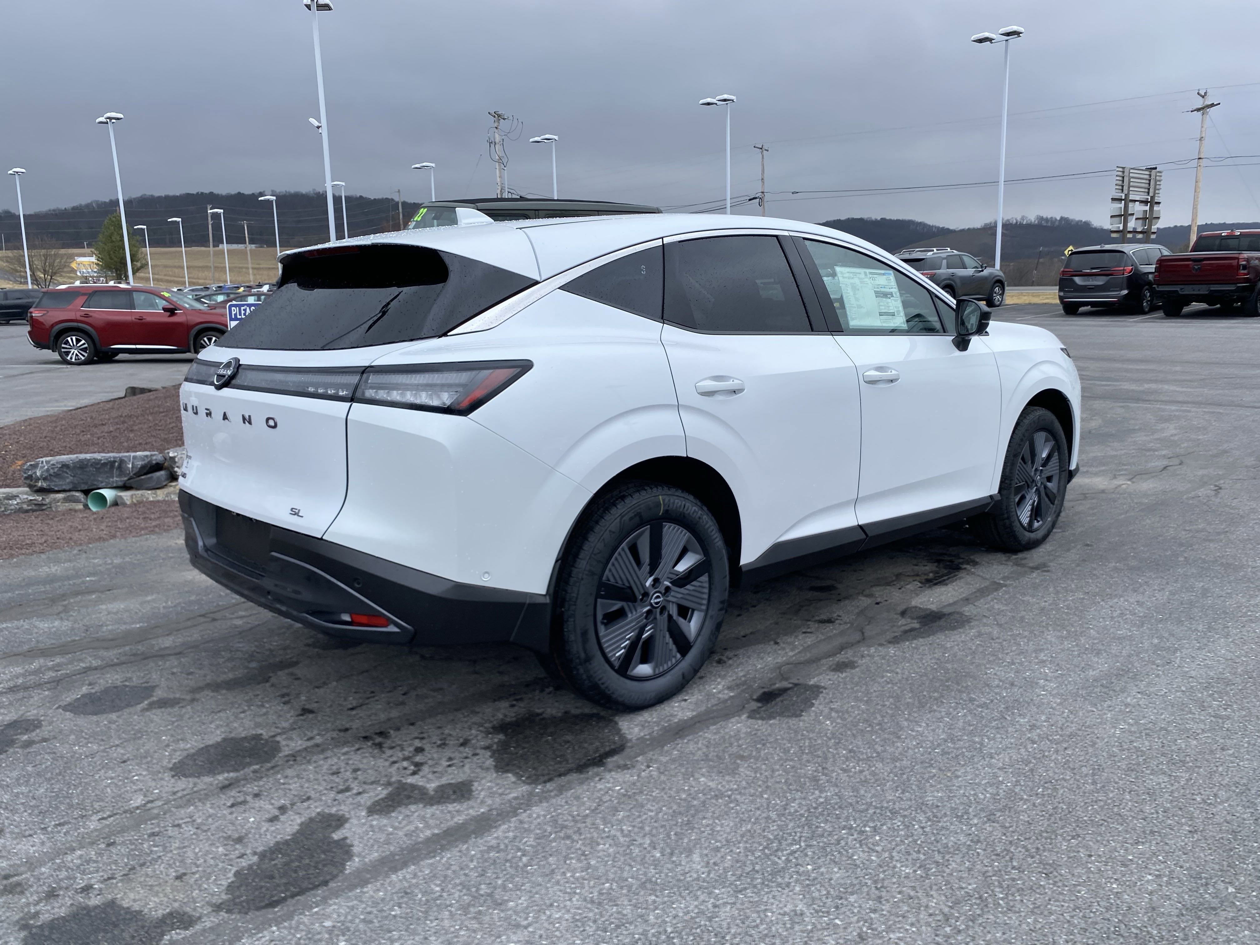New 2025 Nissan Murano SL image 3