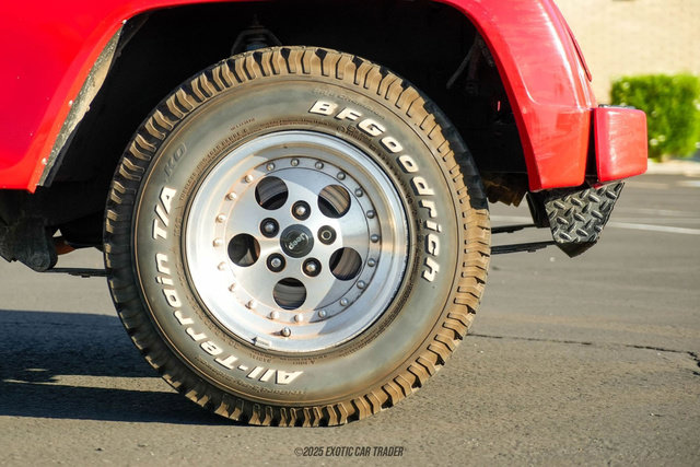 Used 1991 Jeep Wrangler Renegade AWD/4WD image 11